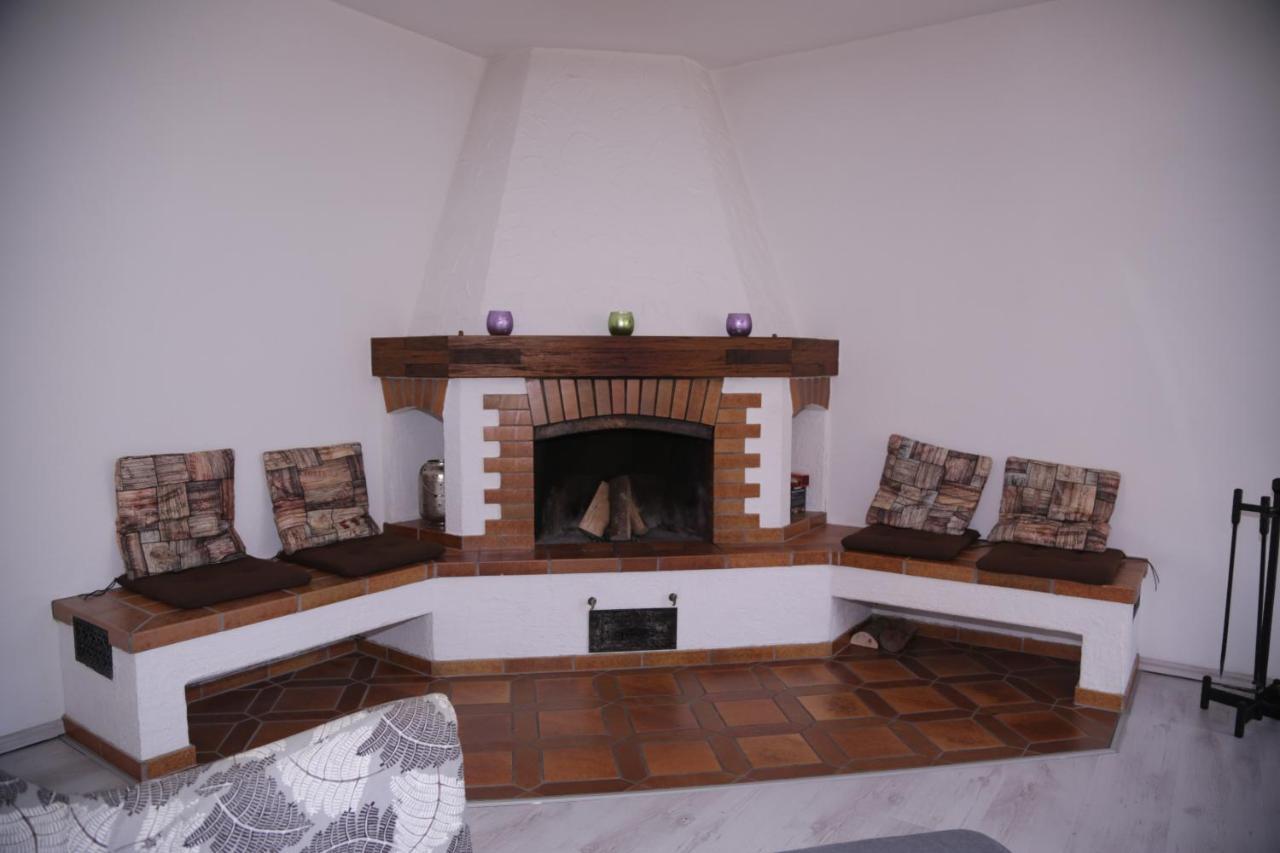 Haus Aissa Lägenhet Kandern Exteriör bild